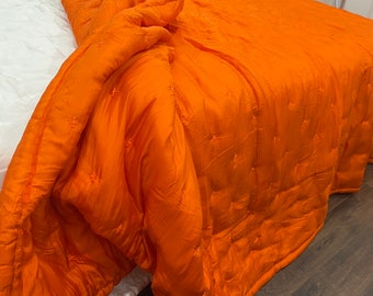 Orange Mulberry Silk Blanket| Lightweight Silk Quilt King Queen Oversized for Summer| Silk Throw Blanket| Soft Handmade Silk Bedspreads