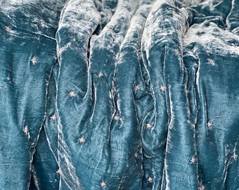 Midnight Blue Silk Quilt| Mulberry Silk and Silk Velvet Comforter Set| Handmade Hand Embroidery Blanket| Unique Gift for Parent