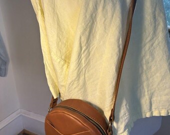 Portland Leather Goods Round Circle Crossbody Bag Brown w/ Pockets Adjustable