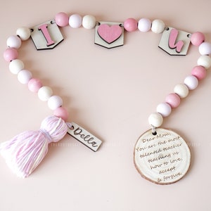 Guirlande de perles en bois personnalisée pour la fête des mères, décoration de plateau à plusieurs niveaux, guirlande de perles, décoration de ferme, cadeaux personnalisés