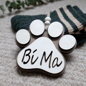 Personalized Christmas Decor Stocking Tags, PAW PRINT Tags, Personalized family stockings, Christmas Stockings