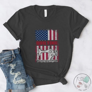 Quilting Shirt, Quilting Flag, Quilt Gift, Love Quilting, Quilter Gift, Mom Quilt Gift, Quilt Lover, Quilt Gift Ideas, QI024WM01
