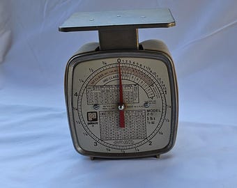 Vintage Pelouze Shipping Scale Up to 5 Pounds
