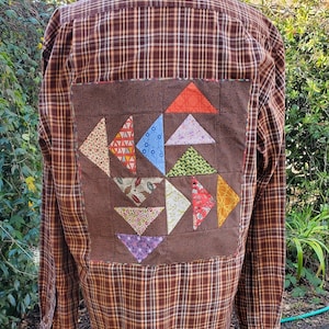 Vintage 1980&#39;s - upcycled embellished quilt block - Men&#39;s XL button down shirt
