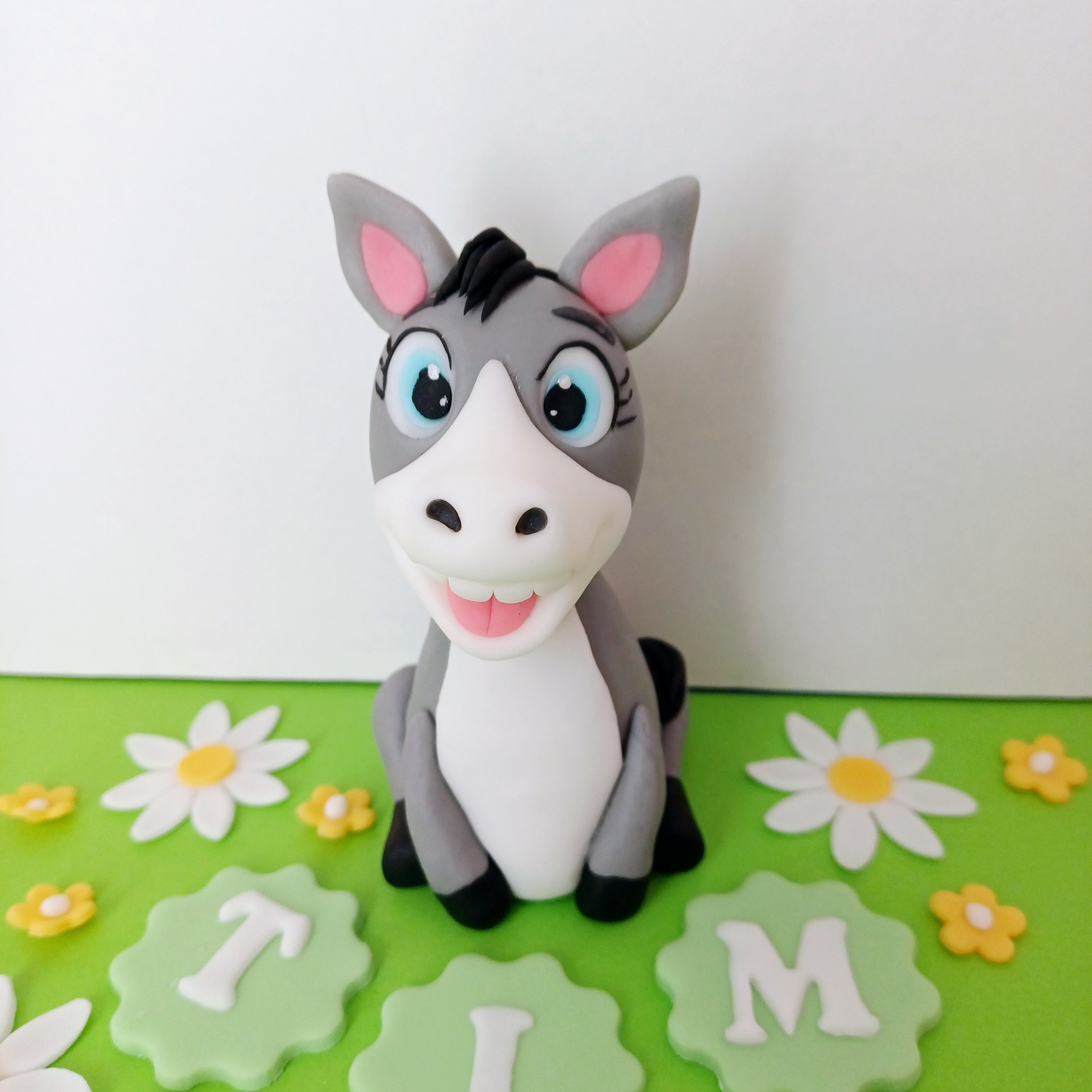 Donkey Hodie Birthday Cake | Recipes for Kids | PBS KIDS for Parents