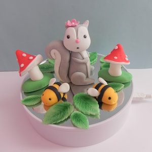 Fondant squirrel cake topper for birthday cake decorating, edible squirrel cake decoration