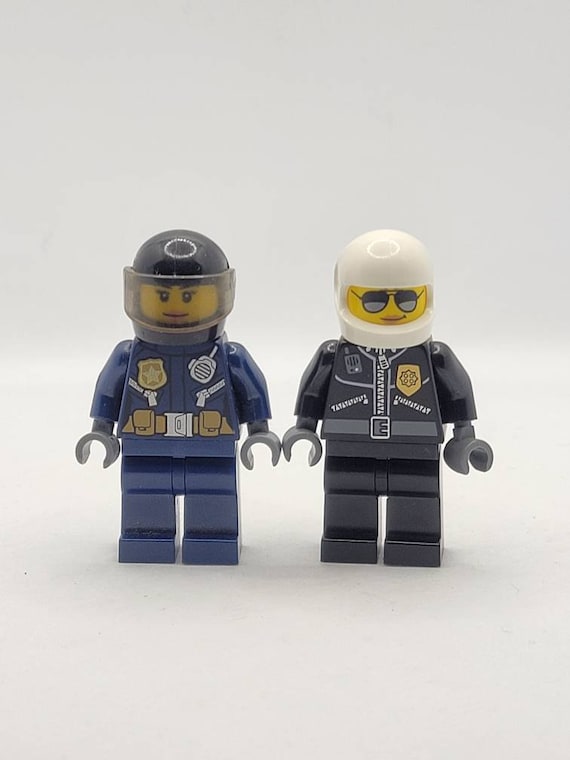 2x Lego Minifigures Female Motorcycle Cops Police Officers. With