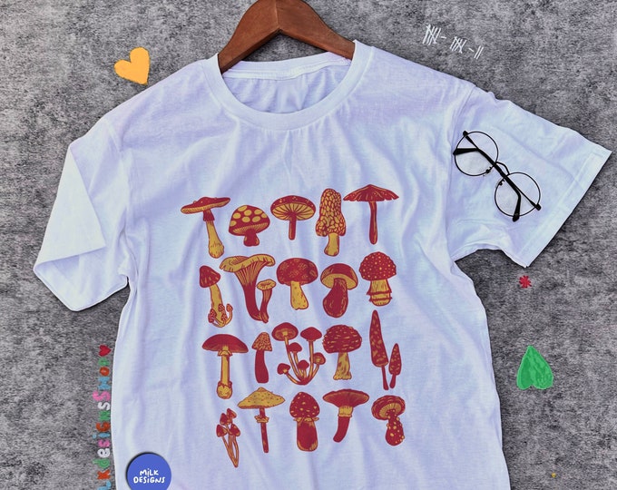Cottagecore Mushroom Shirt / Mushroom Gift / Hippie Shirt / Aesthetic Shirt / Botanical Shirt / Mushroom Tee / Gift For Her / Gift For Him