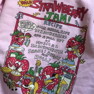 Y2K Aesthetic Strawberry Jam Sweater / 2023 Harajuku Style / Kawaii Aesthetic Pullover / Cottagecore & Retro Trendy Spring Sweatshirt