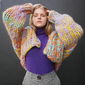Handgestrickte grobstrick Strickjacke Strickmuster 100% Wolle Mehrfarbig kolossal Pullover Riesengarn Bunt Anfängerfreundlich Strickmuster