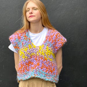 Chunky Knit Sweater Vest Knit Pattern Knitted Chunky Wool Multicolor colossal jumper giant yarn Colorful Beginner Friendly Knitting Pattern