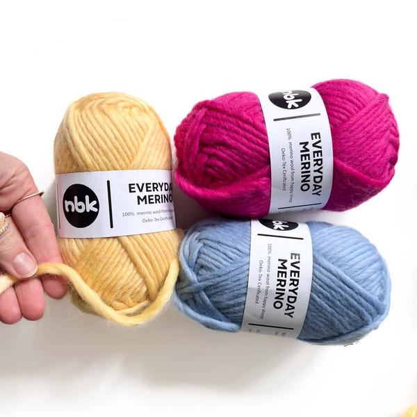 Chunky yarn 100% merino wool bulky jumbo hopes wool for creative DIY knit kit projects chunky sweaters cardigans beanies