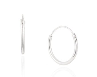 Aros de plata de ley, aretes tipo huggie sensibles simples, 14 mm de diámetro