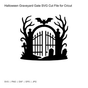 Può includere: Una silhouette grafica nera di un cancello di un cimitero di Halloween con un cancello ad arco centrale, due alberi spogli, un pipistrello in volo e lapidi. Il testo recita: Halloween Graveyard Gate SVG Cut File for Cricut.