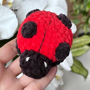 Palm-sized LADYBUG / Crochet Ladybug PATTERN PDF (English terms) / Amigurumi Ladybug / Crochet pattern Ladybug / Crochet patterns animals