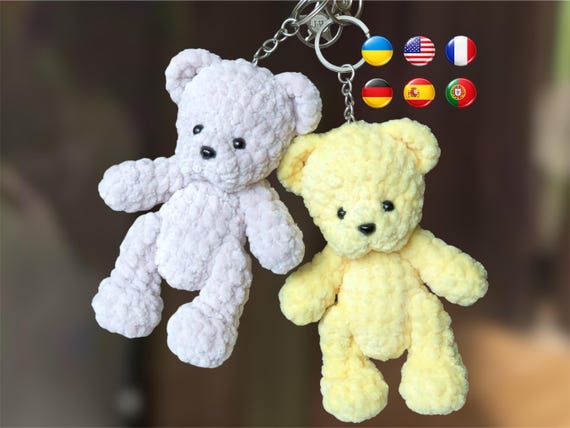 Crochet pattern Bear keychain (13 cm/5 inches) / Amigurumi bear keychain PATTERN PDF (English terms, Multilingual (7 Languages)