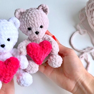 BEAR 5'' sitting with heart / Crochet bear PATTERN PDF (English terms) / Amigurumi bear heart / Valentine's Day gift / Bear crochet pattern