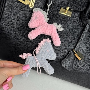 Crochet Flat HORSE keychain (9*9 cm/3.6*3.6&#39;&#39;) / Crochet pattern horse keychain PATTERN PDF (English terms) / Amigurumi patterns