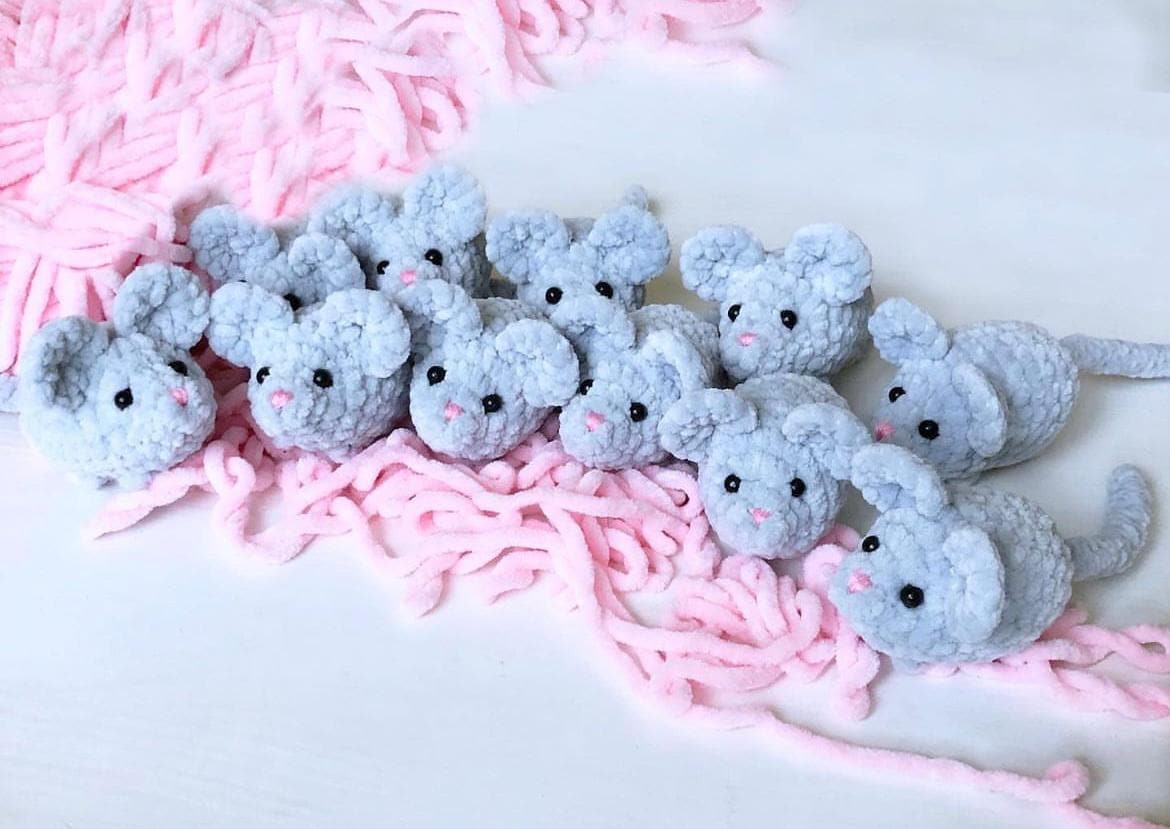 手のひらサイズのぬいぐるみ - Etsy 日本
