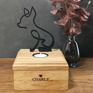Individuelle und personalisierte Andenkenbox minimalistische Urne aus Holz Gedenkbox Chihuahua Andenken persönliche Gravur Bild 1