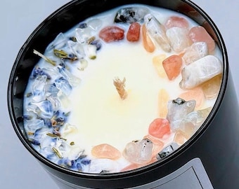 Bohemian Smoke Crystal Candle for Free Spirited Creativity – Soy Wax with Rose Quartz, Moonstone, Opalite, dried lavender