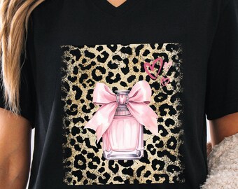 Leopard Print Shirt Women Trendy Summer Tee Chic Animal Print Top V-Neck Comfort Colors Graphic