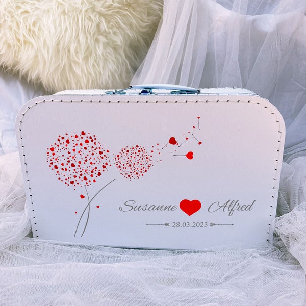 weißer Hochzeitskoffer Herzpusteblume personalisiertes Hochzeitsgeschenk