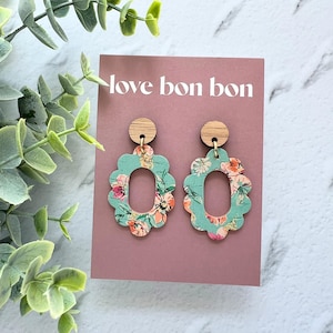Handmade Scallop Cut Out Cork and Leather Oval Dangle Earring with Wooden topper, hypoallergenic earring, gift for her, birthday gift