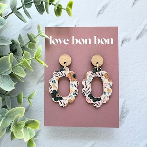 Handmade Scallop Cut Out Cork and Leather Oval Dangle Earring with Wooden topper, hypoallergenic earring, gift for her, birthday gift