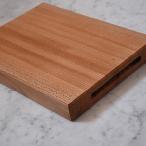 Round Wood Bread Slicing Crumb Tray: Grooved Cutting Board in Walnut, Maple  or Beech, 12 or 16 