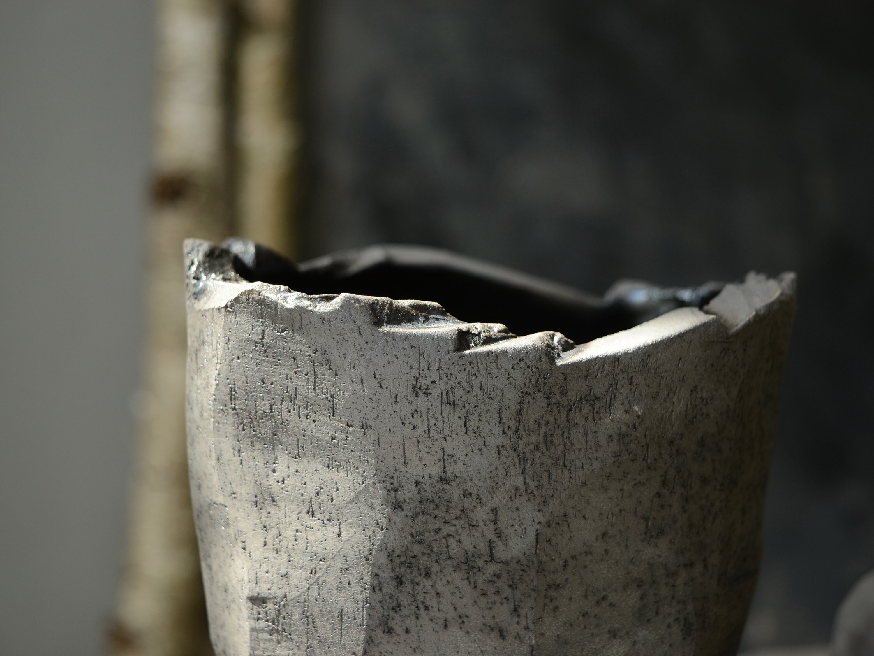 Picture Idea: Black Ceramic Minimalist Vase Japanese Vase Table Decor