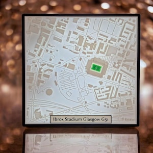 Veilleuse de terrain personnalisée imprimée en 3D | Lampe de lecture LED cadeau | Souvenir de voyage | Stade de football et décoration Hillwalker