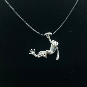 Happy Tree Frog Necklace, 925 Sterling Silver, 3D pendant