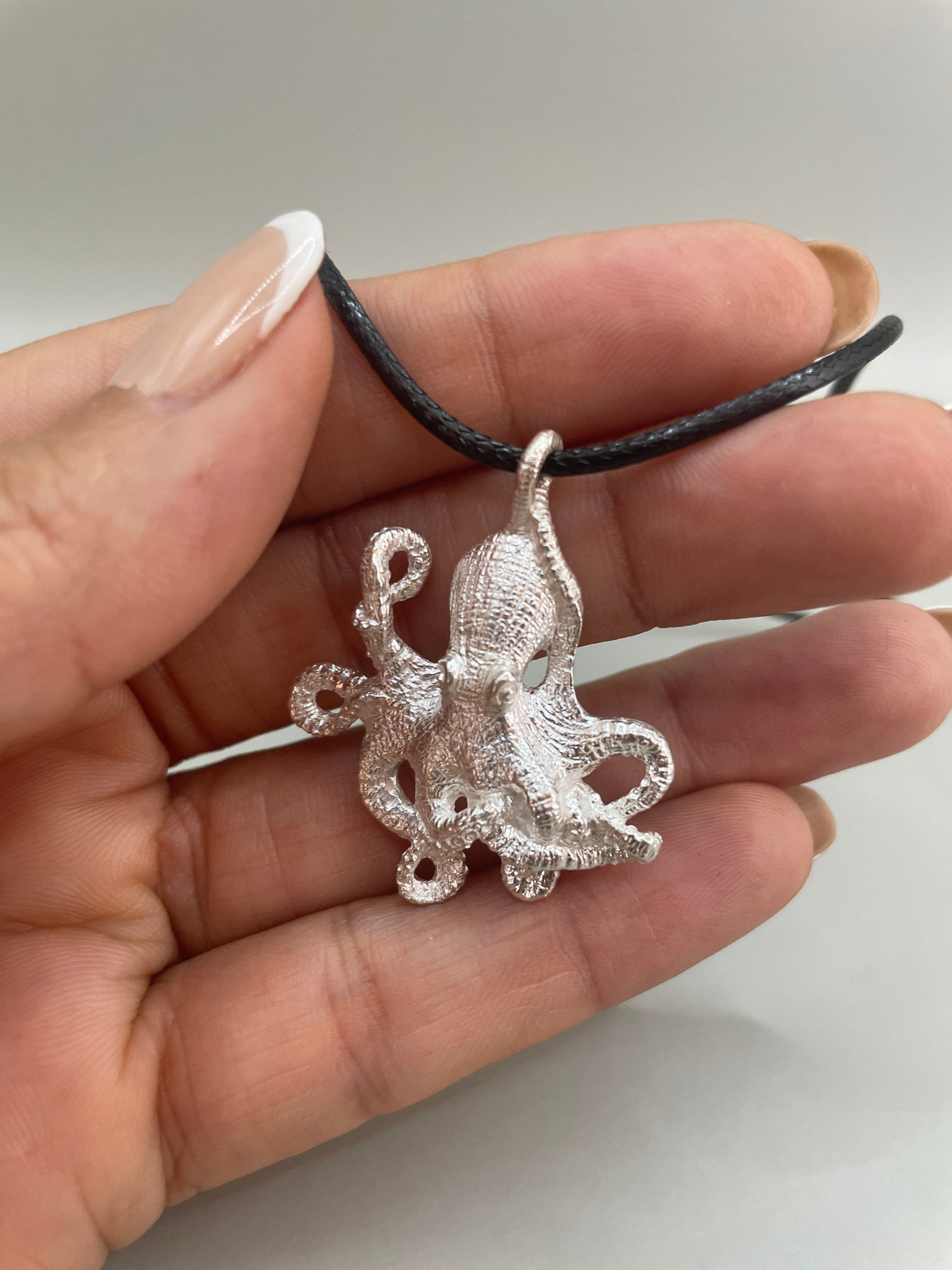 XODAS Octopus ボロシリケイトガラス　タコ　Pendant The Pink Moonlight Kraken Collectible Wearable Boro Glass