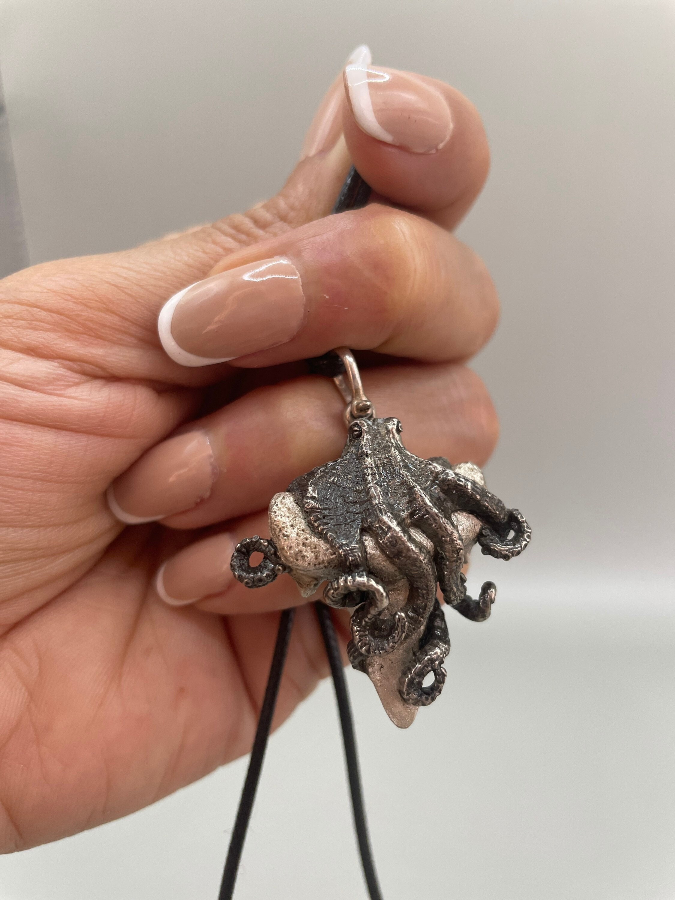 XODAS Octopus ボロシリケイトガラス　タコ　Pendant Octopus Necklace | Kraken | Blown Glass | Sea Glass Jewelry
