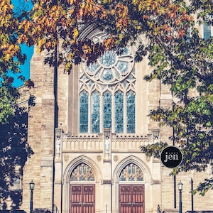 Fotografia di chiesa, chiesa cattolica romana, opere d&#39;arte della città storica, edificio della chiesa, decorazioni religiose, splendido vittoriano, foto di architettura
