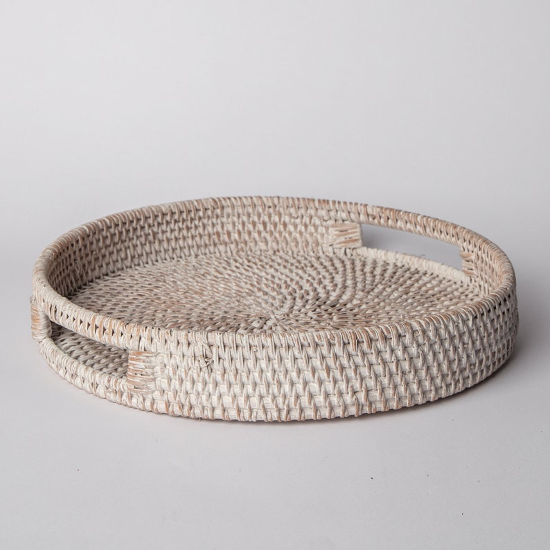 404 Round Rattan Tray Medium