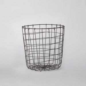 308 Round Iron Basket Medium