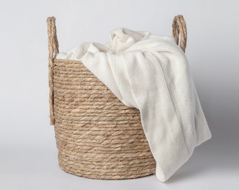 816 - Seagrass Basket with handles