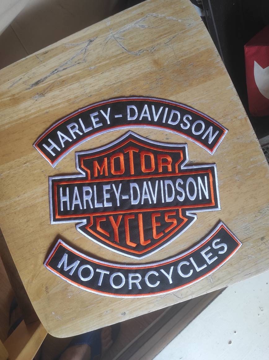 Harley-Davidson 7,6 cm. Écusson brodé rond réfléchissant B&S Logo à coudre  : Harley-Davidson: : Auto et Moto