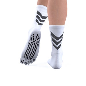 2 Pair / Womens Yoga/Pilates Non Slip Toe Socks Cotton Plus Cushion  - Sports toe socks for Running, Tennins ( Women sizes 6 -8.5 )