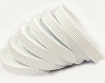 6x 4 1/4 ID or 110mm poly lids w/poly foam liners. For use with 4 1/4" OD single thread jars