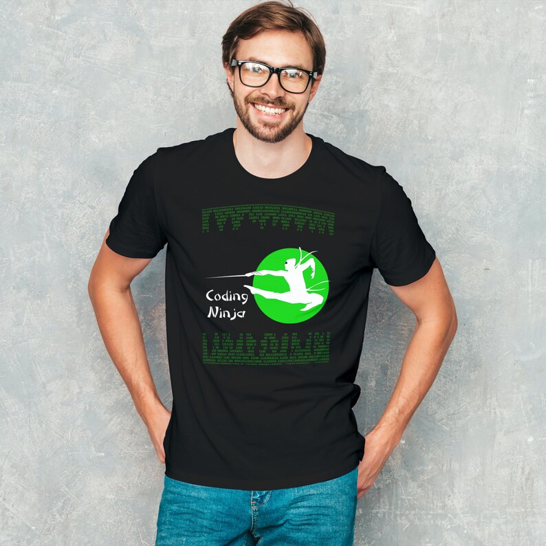 Puede incluir: Una camiseta negra con un c&iacute;rculo verde y una silueta blanca de una persona sosteniendo una espada. El texto "Coding Ninja" est&aacute; escrito en letras blancas debajo del c&iacute;rculo.