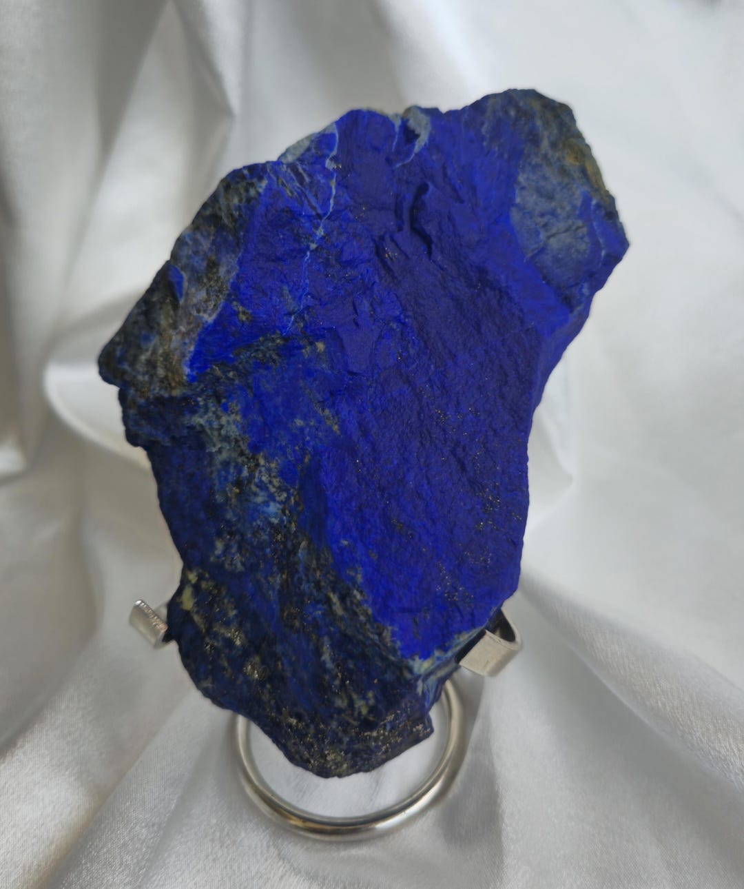 アフガニスタン、バダフシャン第4鉱山産のロイヤルブルーラピスラズリ