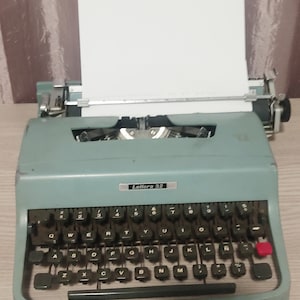Olivetti Lettera 32 EXCELENTE ESTADO Máquina de escribir Olivetti Máquina de escribir verde vintage Máquina de escribir QWERTY