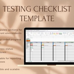 Może przedstawiać: Laptop wyświetlający arkusz kalkulacyjny z szablonem listy kontrolnej testów. Arkusz kalkulacyjny zawiera sekcje rozwijane dla różnych środowisk, kolorowe kodowanie statusu postępu i rozwijane menu statusu postępu. Szablon jest nadrukowy do celów raportowania i jest edytowalny i skalowalny.