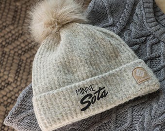 Minnesota Columbia Pom Beanie