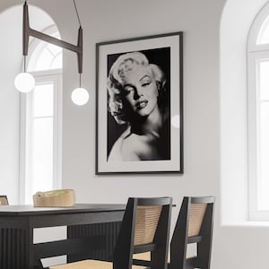 Marilyn Monroe Poster| Schwarz-Weiß| Marilyn Monroe Print| Marilyn Monroe| Filmposter| Kunstdruck| Dekor| Wandkunst| Digitaler Download