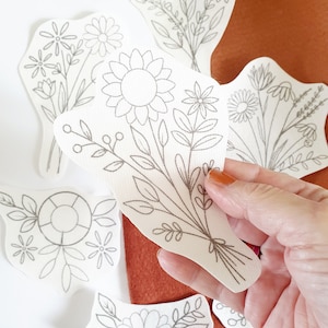 FLOWER BOUQUETS Stick And Stitch Washaway Stabilizer Pack per RICAMO / Per vestiti, borse, telai / Ricamo floreale / Motivi floreali
