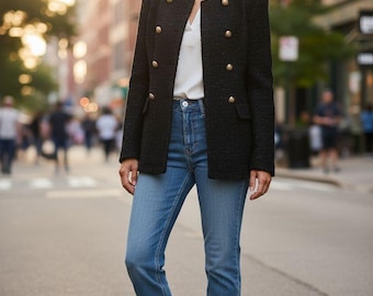 Chaqueta estilo militar de tweed negro hecha a mano con botones dorados, blazer cruzado